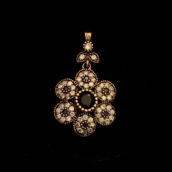 Sapphire Topaz Flower Pendant - Picture 8 of 8